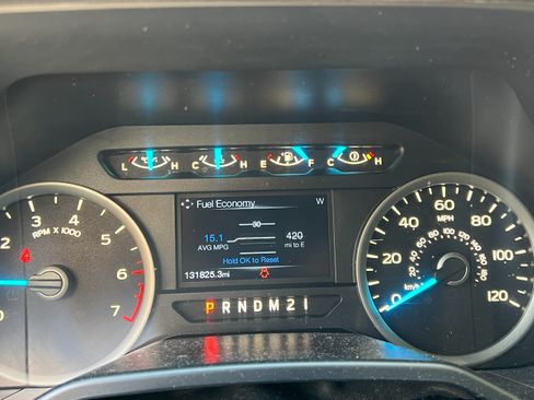 Used 2016 Ford F150 XLT w/ Equipment Group 302A Luxury image 9