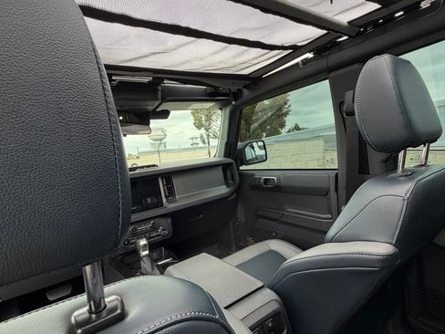 Used 2025 Ford Bronco 4-Door AWD/4WD image 11
