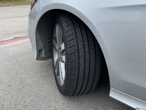 Used 2014 Mercedes-Benz E 350 Sedan image 11