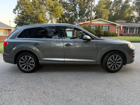 Used 2018 Audi Q7 3.0T Premium Plus w/ Premium Plus Package image 4