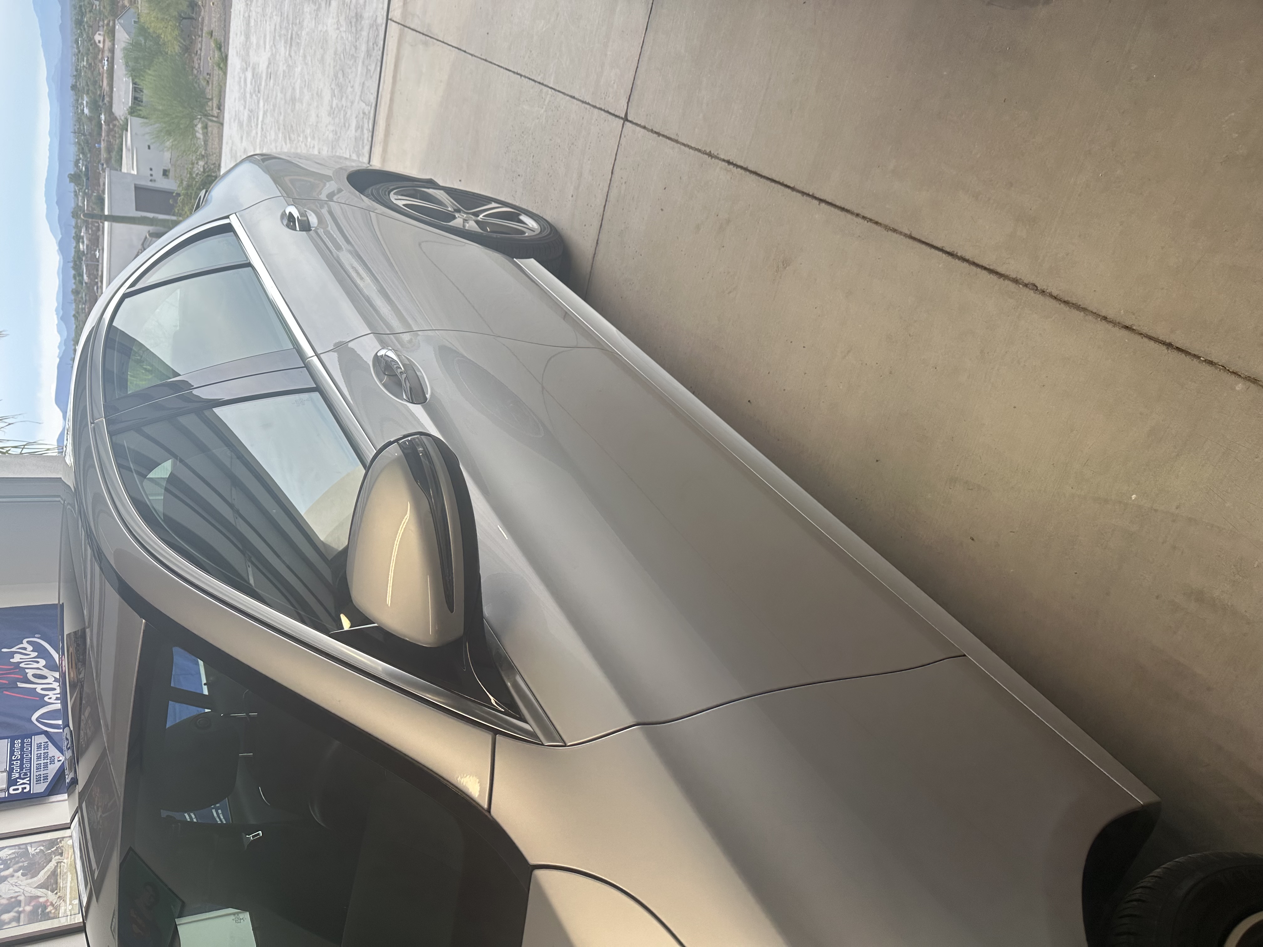 Used 2020 Mercedes-Benz E 350 Sedan image 4