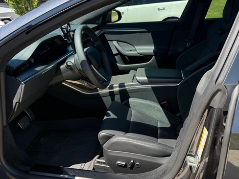 Used 2025 Tesla Model S Plaid image 12
