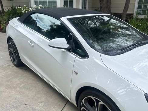 Used 2016 Buick Cascada Premium image 10