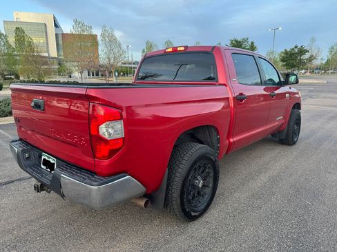 Used 2014 Toyota Tundra SR5 w/ SR5 Upgrade Package image 8