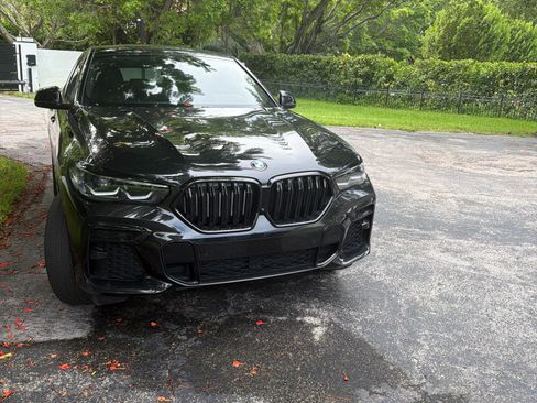 Used 2023 BMW X6 xDrive40i w/ M Sport Package AWD/4WD image 6