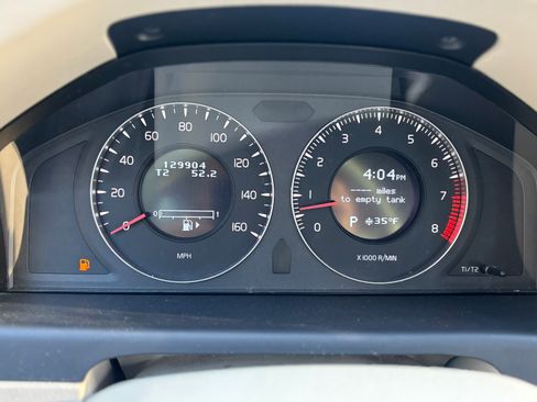 Used 2008 Volvo V70 image 11