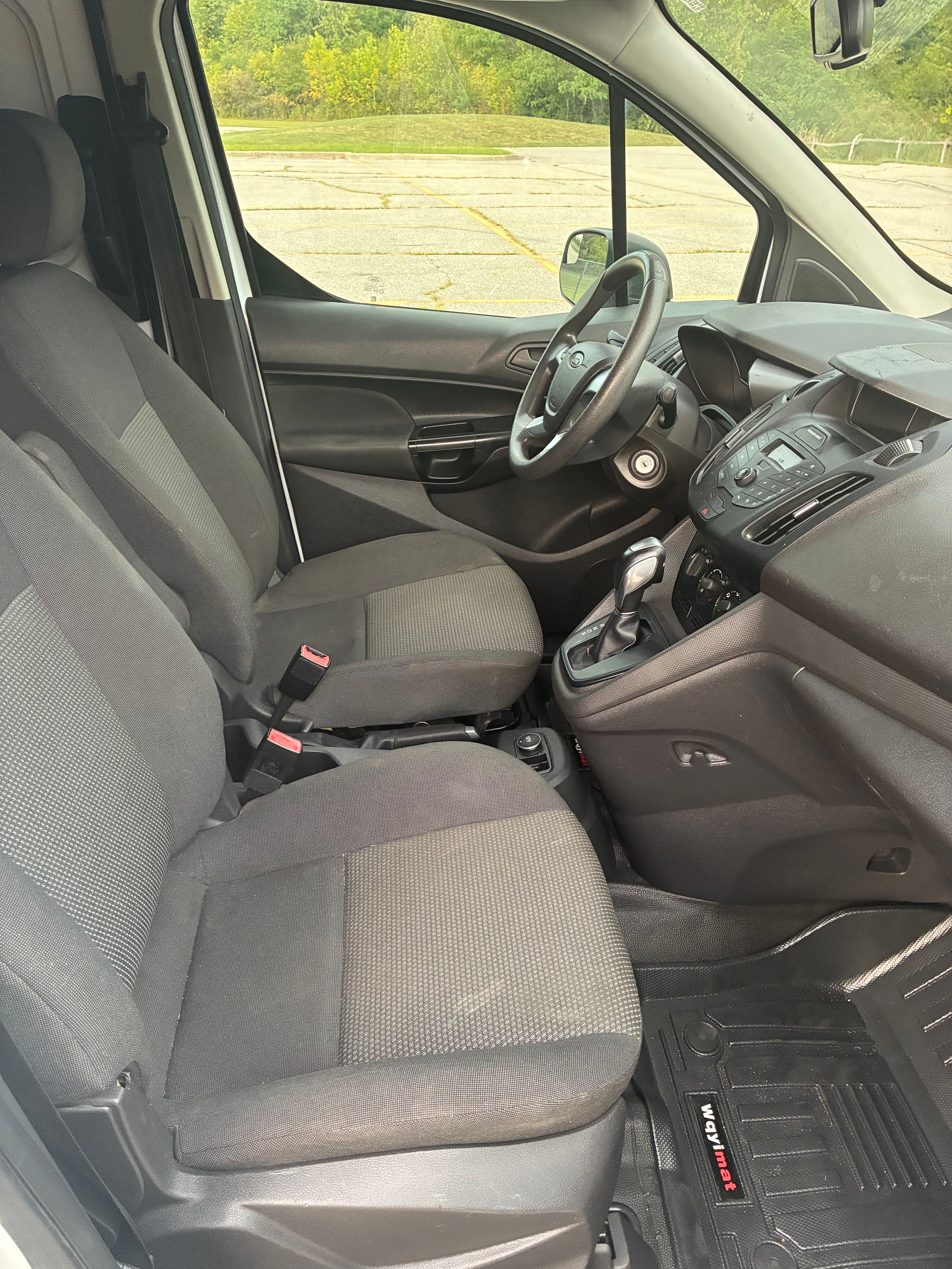 Used 2017 Ford Transit Connect XL FWD image 15