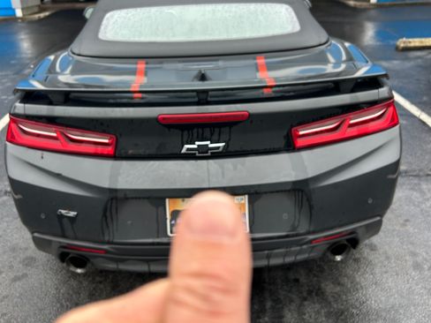 Used 2017 Chevrolet Camaro LT image 5