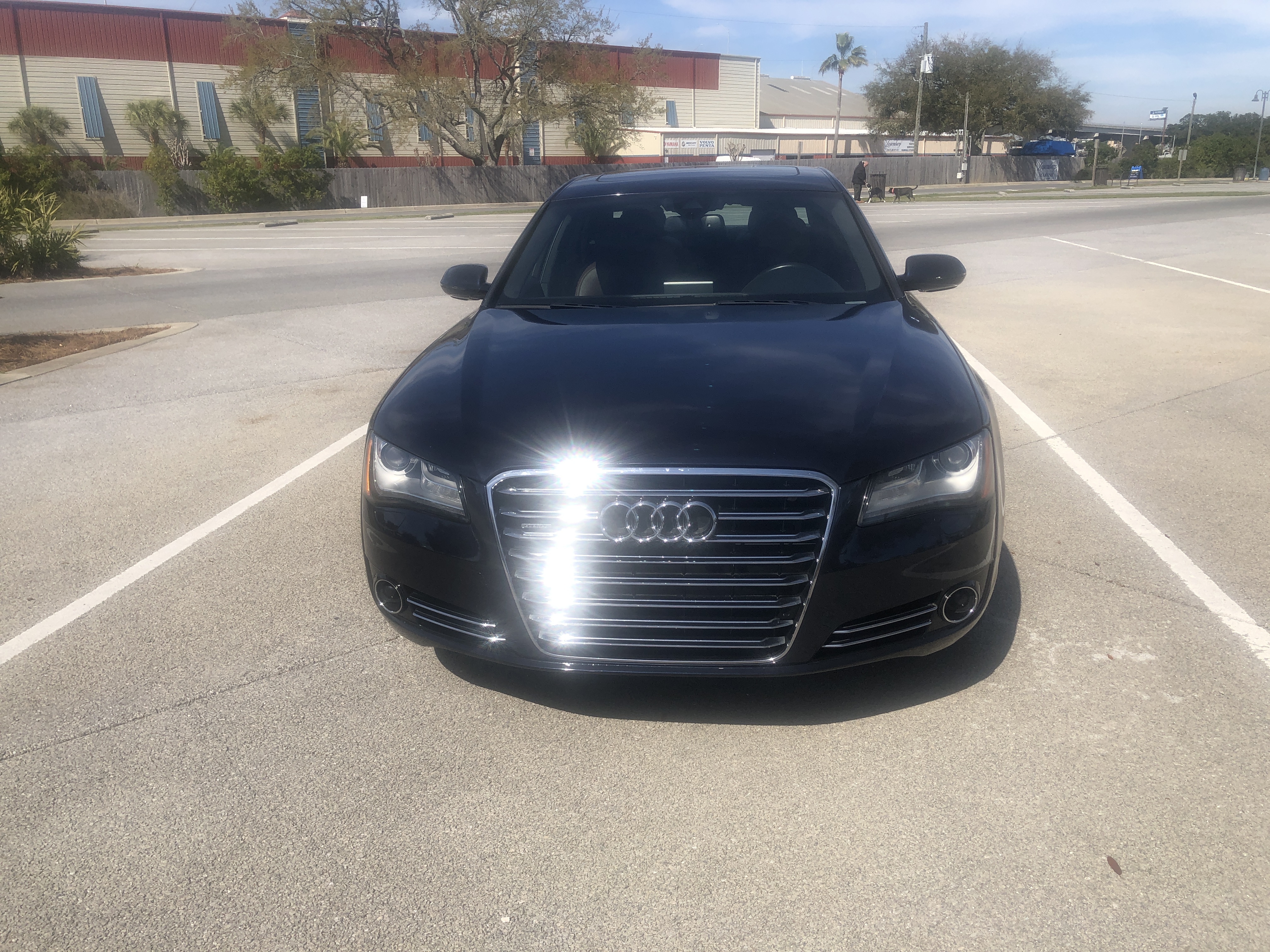 Used 2013 Audi A8 L 3.0T w/ Driver Assistance Pkg AWD/4WD image 2