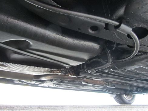 Used 2004 Ford Focus SE image 15