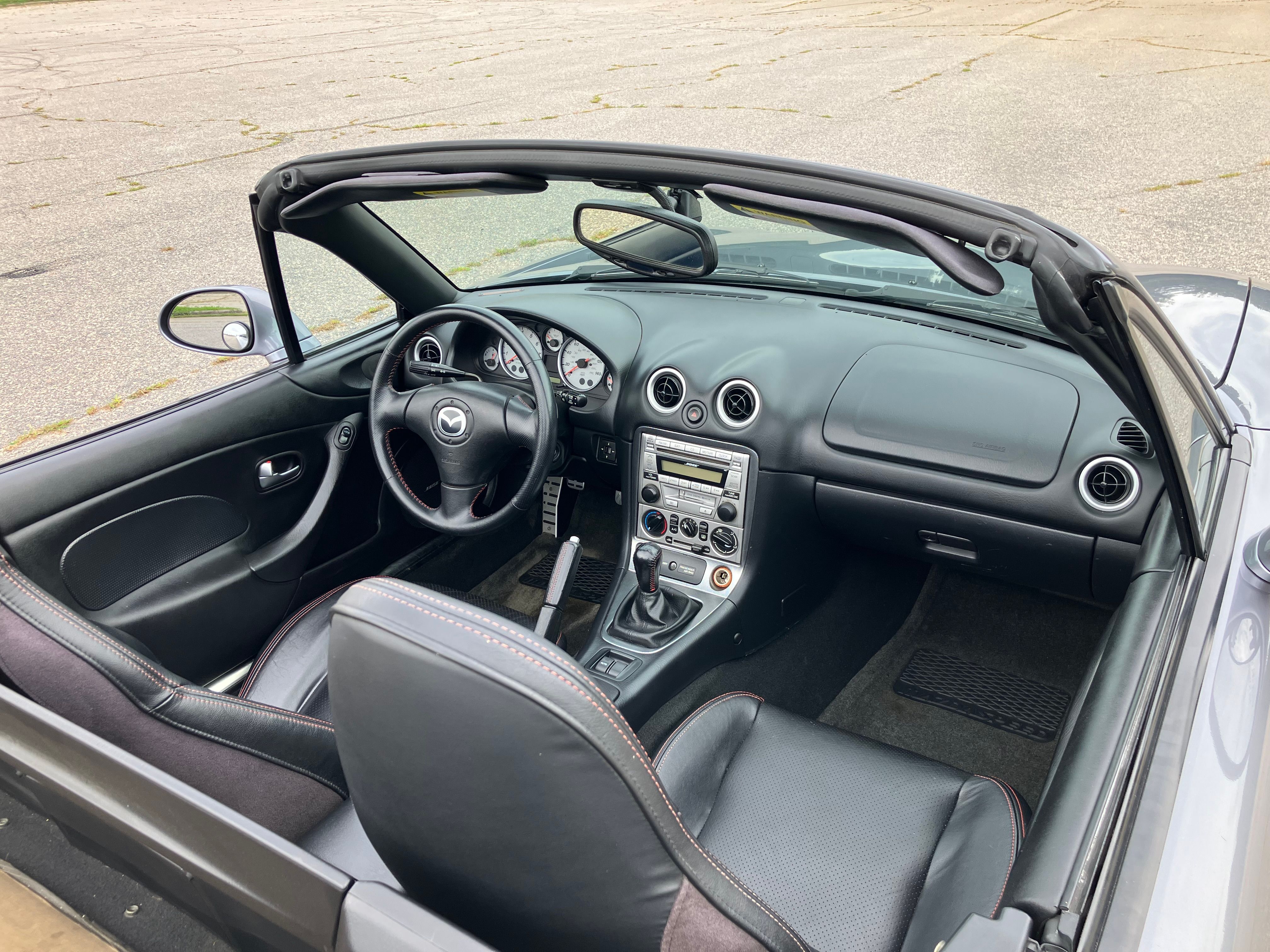 Used 2004 MAZDA MX-5 Miata MAZDASPEED w/ Grand Touring Pkg RWD image 14