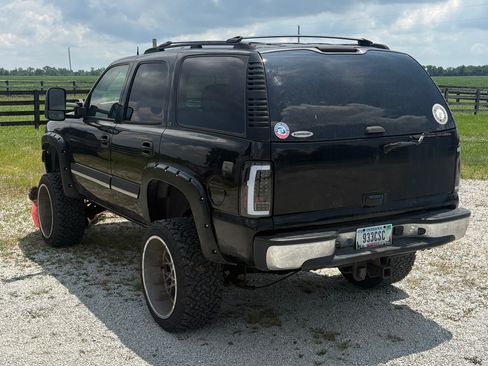 Used 2005 Chevrolet Tahoe LT w/ LT Preferred Equipment Group AWD/4WD image 12