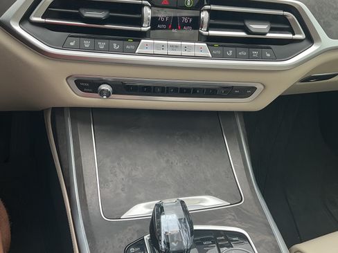 Used 2020 BMW X7 xDrive40i w/ Premium Package AWD/4WD image 8
