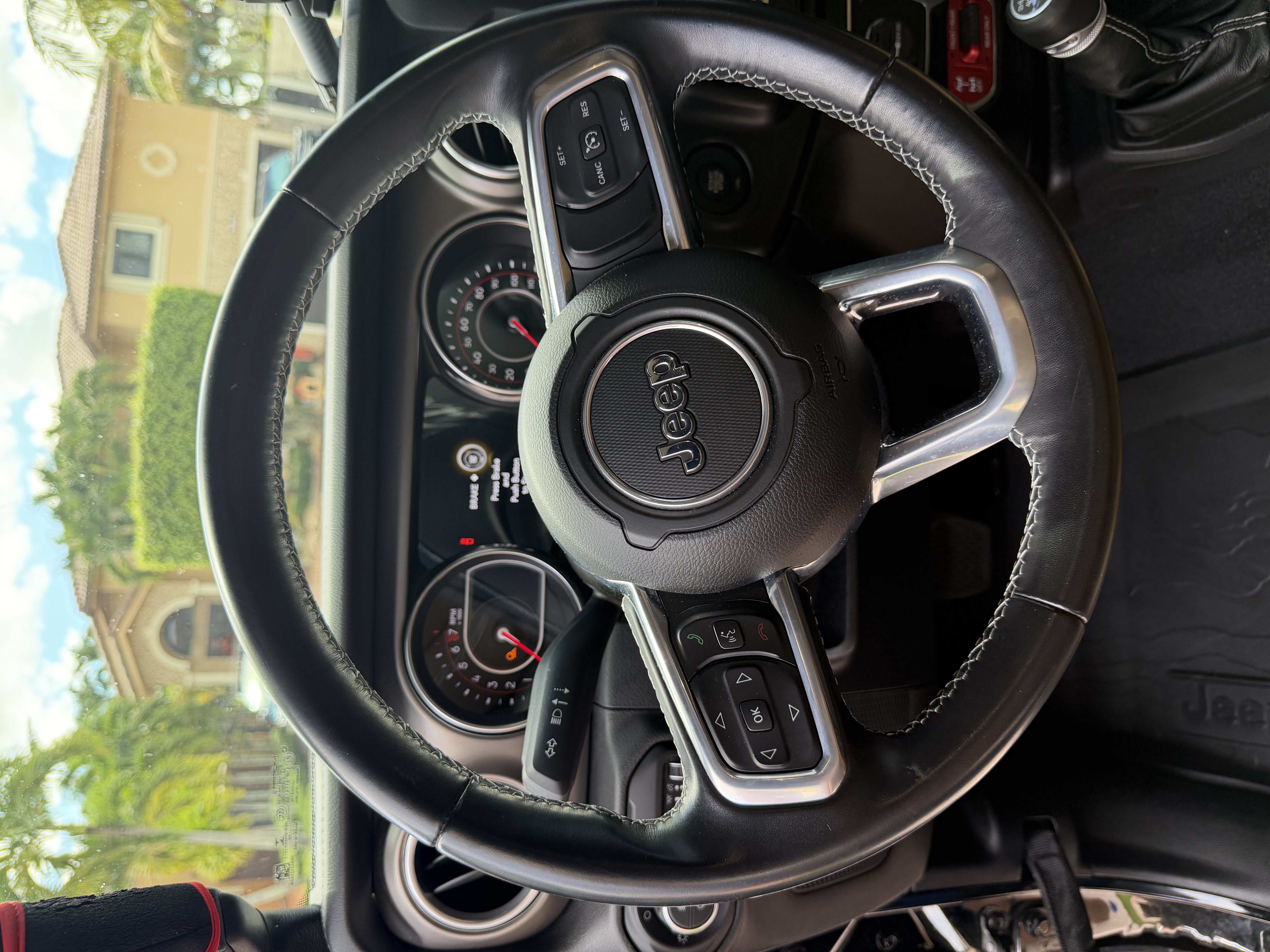 Used 2020 Jeep Gladiator Rubicon w/ LED Lighting Group AWD/4WD image 16