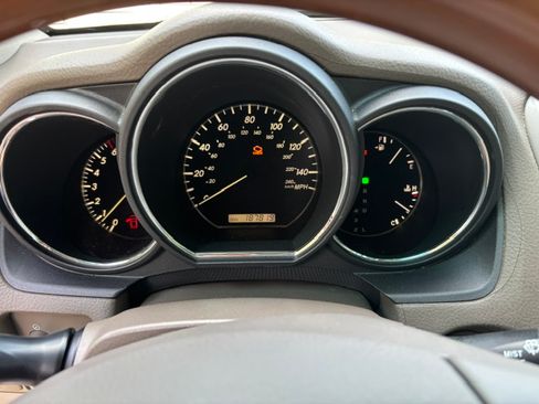 Used 2004 Lexus RX 330 AWD image 16