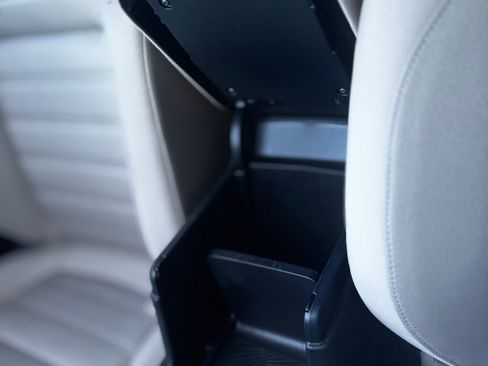 Used 2017 Honda CR-V EX image 12