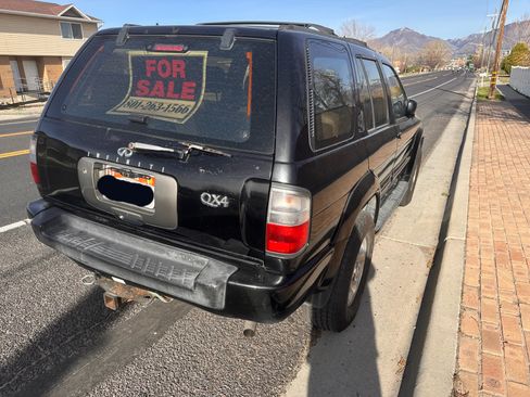 Used 1998 INFINITI QX4 4WD image 5