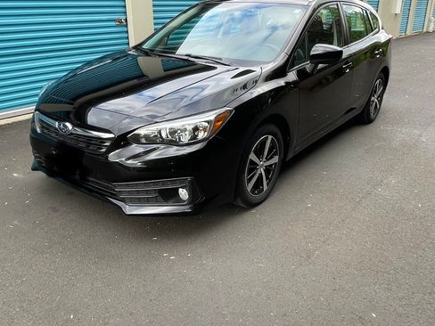 Used 2022 Subaru Impreza 2.0i Premium AWD/4WD image 9