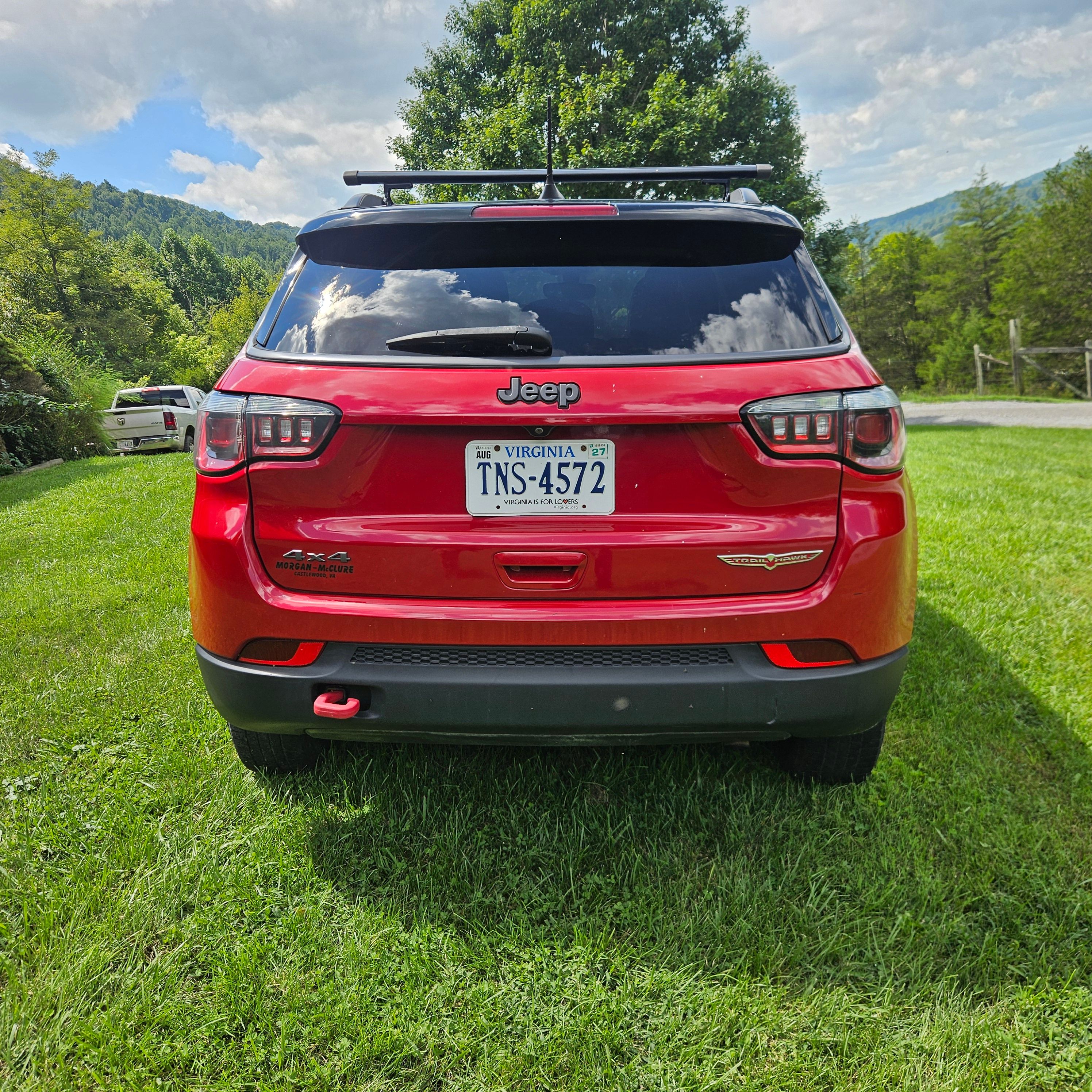 Used 2019 Jeep Compass Trailhawk AWD/4WD image 6