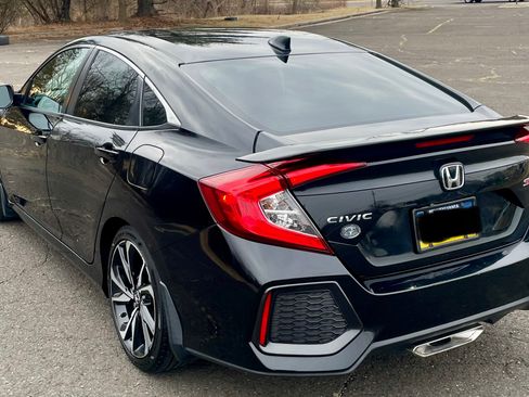 Used 2018 Honda Civic Si image 12