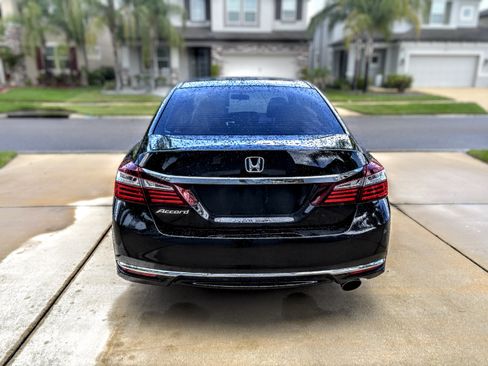 Used 2016 Honda Accord LX image 5