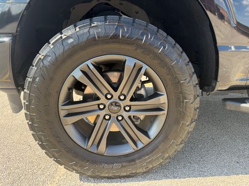 Used 2022 Ford F150 XLT w/ Equipment Group 302A High image 17