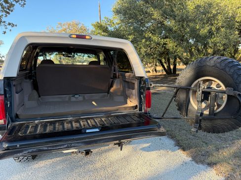 Used 1996 Ford Bronco image 20