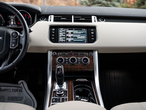 Used 2014 Land Rover Range Rover Sport Supercharged image 16