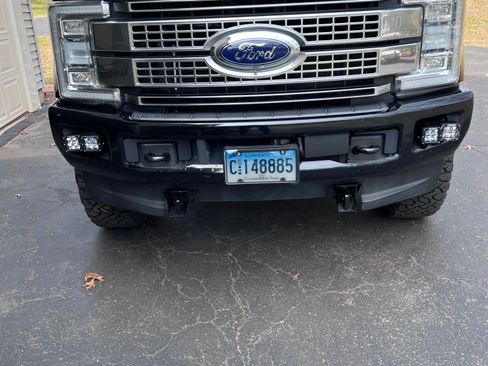 Used 2017 Ford F250 Platinum w/ Platinum Ultimate Package image 29