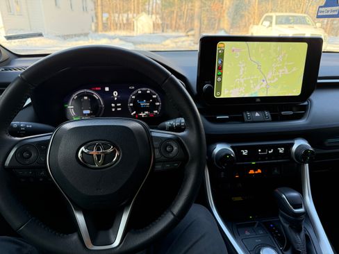 Used 2023 Toyota RAV4 XSE image 13