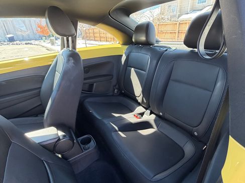 Used 2014 Volkswagen Beetle 1.8T image 23