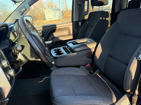 Used 2019 Chevrolet Silverado 1500 LT w/ All Star Edition image 6