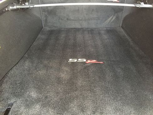 Used 2004 Chevrolet SSR w/ Preferred Equipment Group image 5