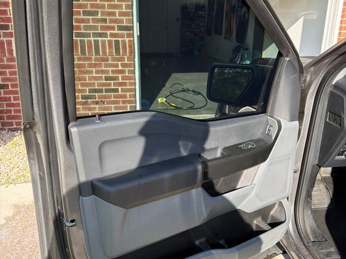 Used 2024 Ford F150 XL RWD image 10