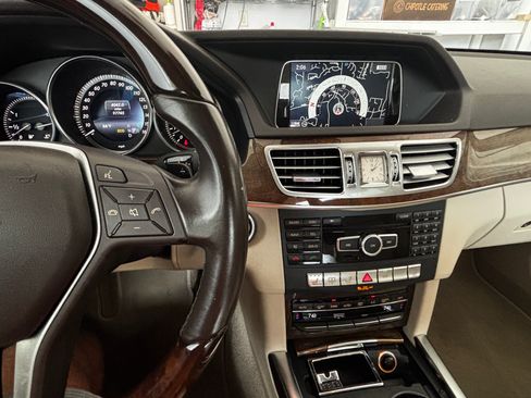 Used 2014 Mercedes-Benz E 350 Sedan image 9