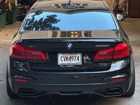 Used 2019 BMW M550i xDrive image 10