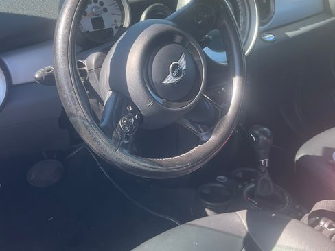 Used 2012 MINI Cooper Hardtop image 8