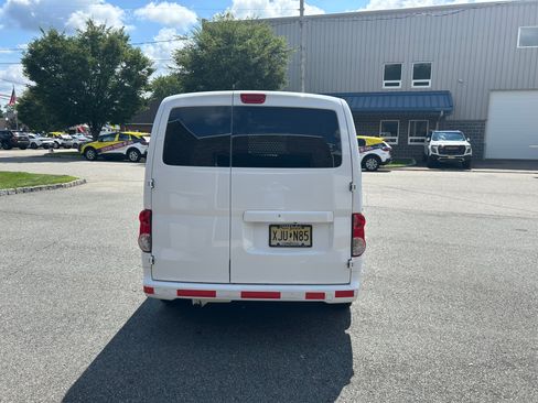 Used 2020 Nissan NV200 SV w/ Back Door Glass Package FWD image 9