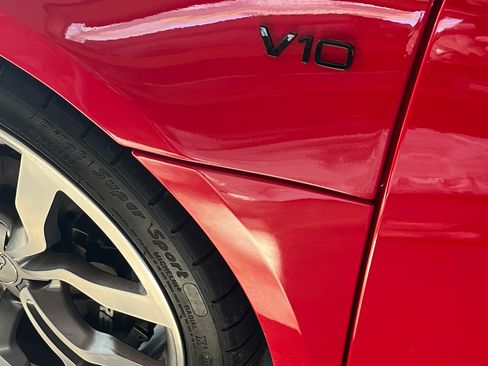 Used 2011 Audi R8 V10 image 24