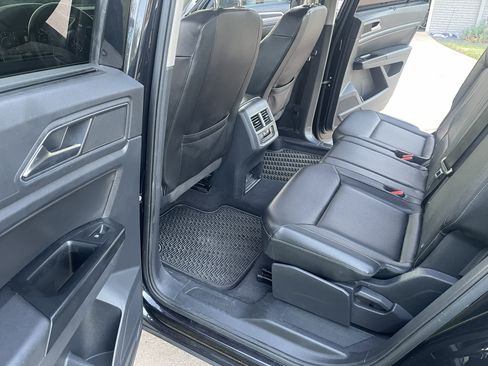 Used 2019 Volkswagen Atlas SEL R-Line image 15