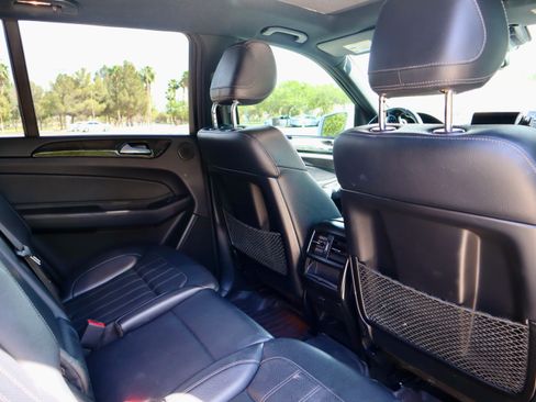 Used 2019 Mercedes-Benz GLS 450 4MATIC image 17