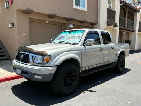 Used 2001 Toyota Tacoma 4x4 Double Cab image 4