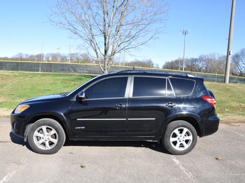 Used 2011 Toyota RAV4 Limited image 1
