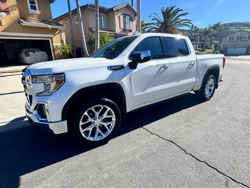 Used 2019 GMC Sierra 1500 SLT w/ SLT Premium Plus Package image 1