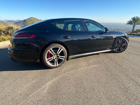 Used 2015 Porsche Panamera GTS image 8
