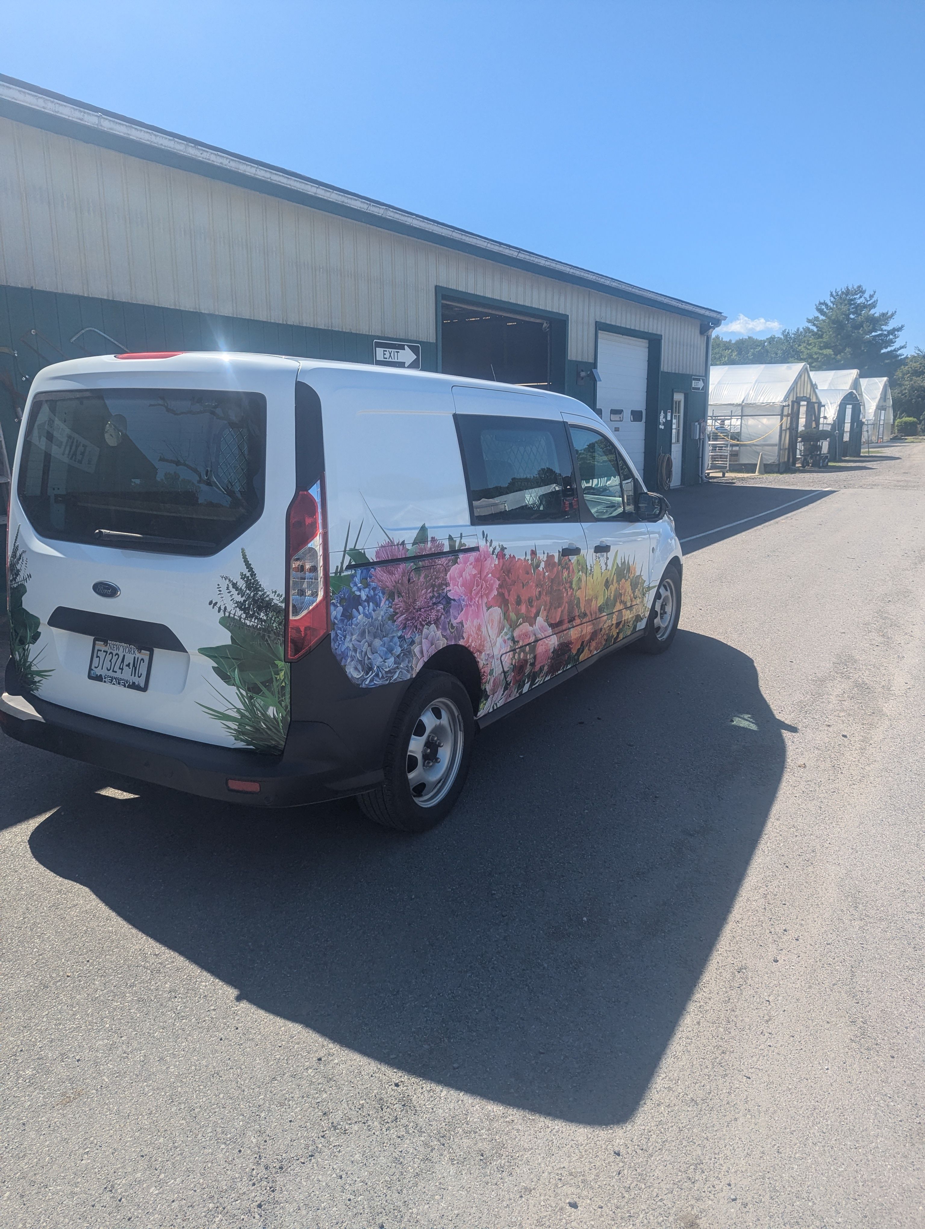 Used 2022 Ford Transit Connect XL FWD image 2