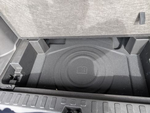 Used 2019 GMC Terrain Denali w/ Driver Alert Package II image 16