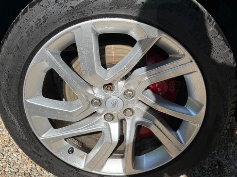 Used 2019 Land Rover Range Rover Sport Supercharged AWD/4WD image 14
