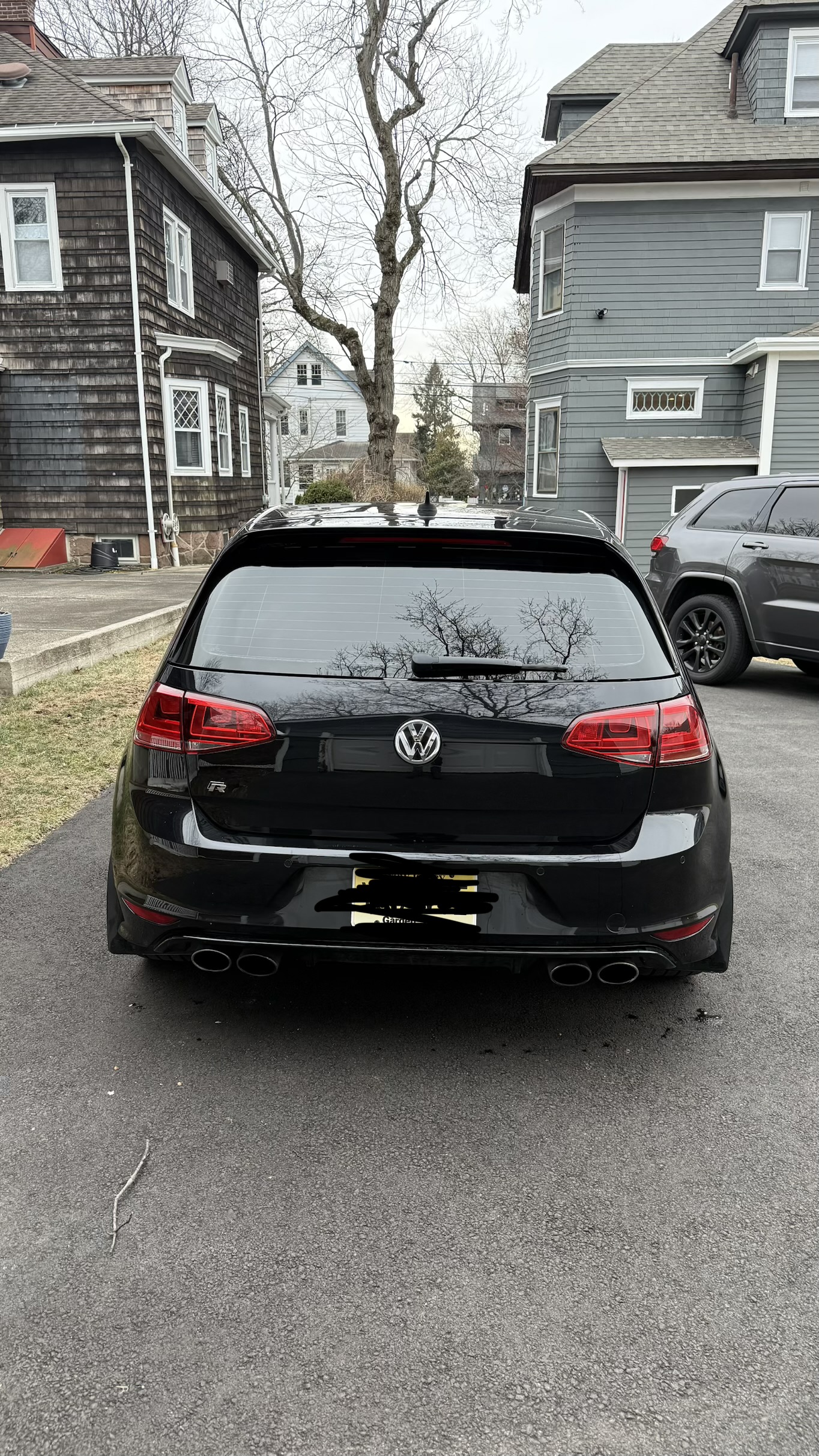 Used 2017 Volkswagen Golf 4-Door AWD/4WD image 6