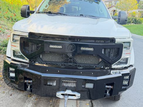 Used 2021 Ford F450 Limited w/ FX4 Off-Road Package image 4